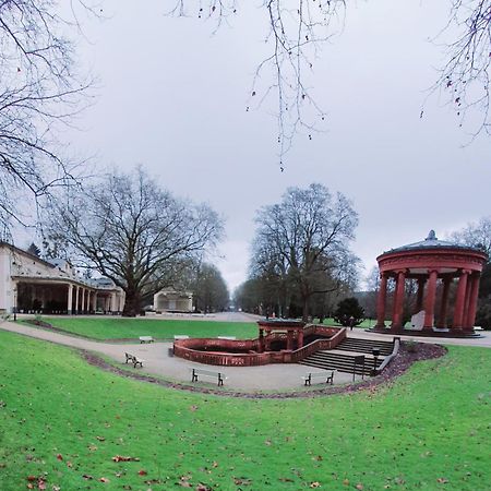 Privat Zimmer In Bad Homburg Bei Kurhaus Bad Homburg vor der Höhe Dış mekan fotoğraf