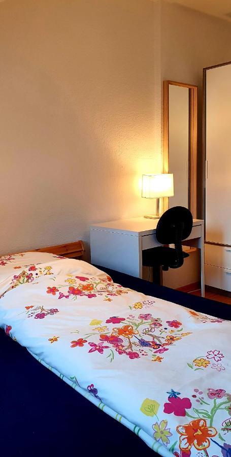 Privat Zimmer In Bad Homburg Bei Kurhaus Bad Homburg vor der Höhe Dış mekan fotoğraf